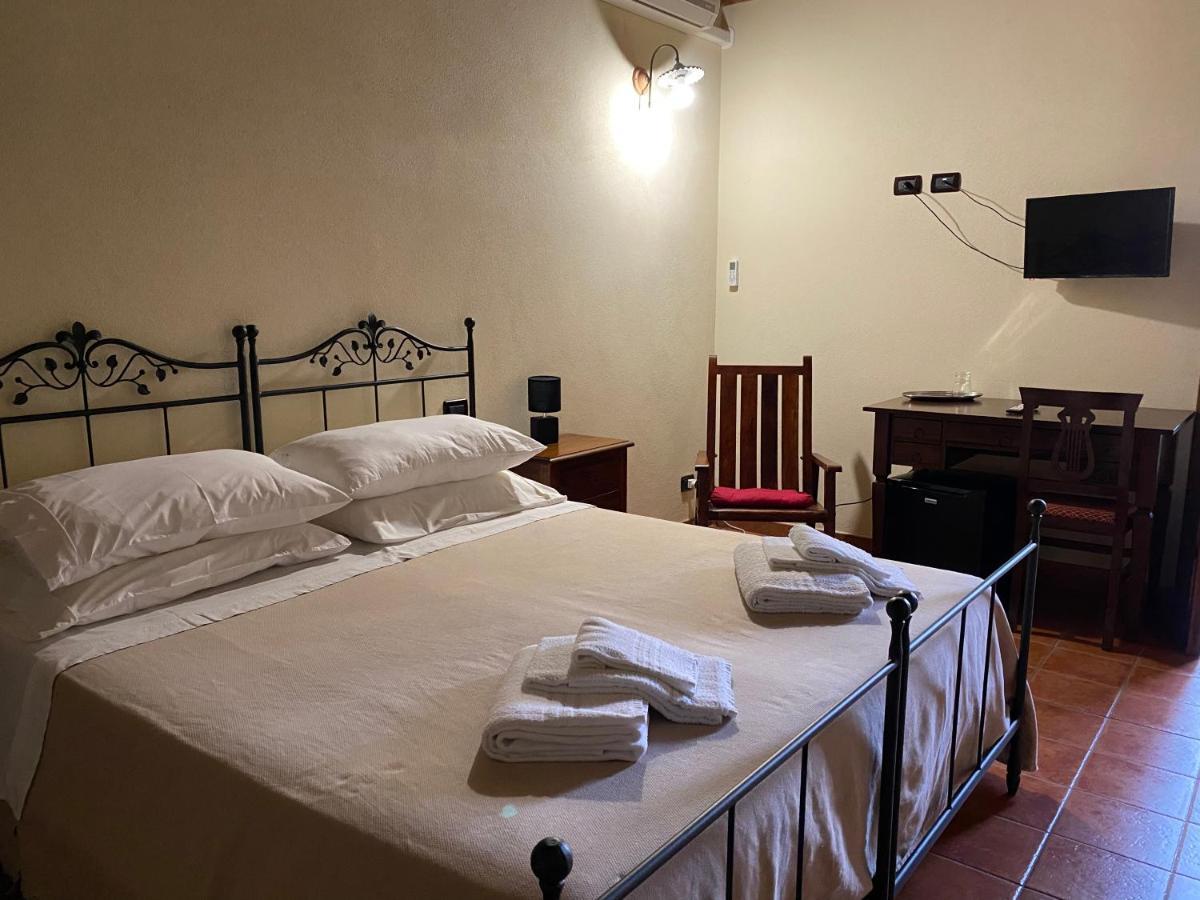 Agriturismo Il Melograno Cannizzara Eksteriør bilde